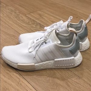 Adidas NMD R1 size 7 white/turquoise/beige